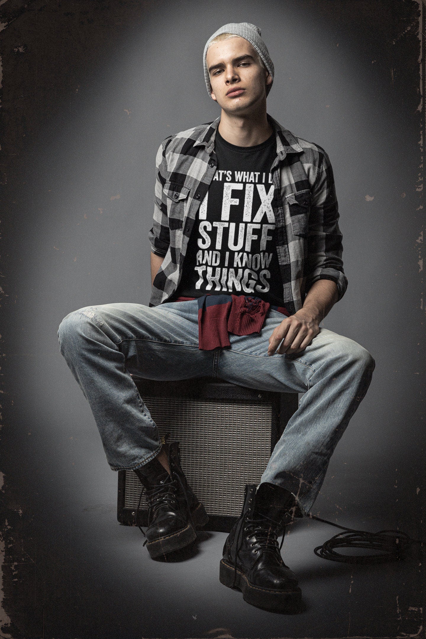 I Fix Stuff and I Know Things T-Shirt - Funny Mens Engineer Mechanic Shirt - Vintage Handyman Repairman Gift TShirt for Birthday