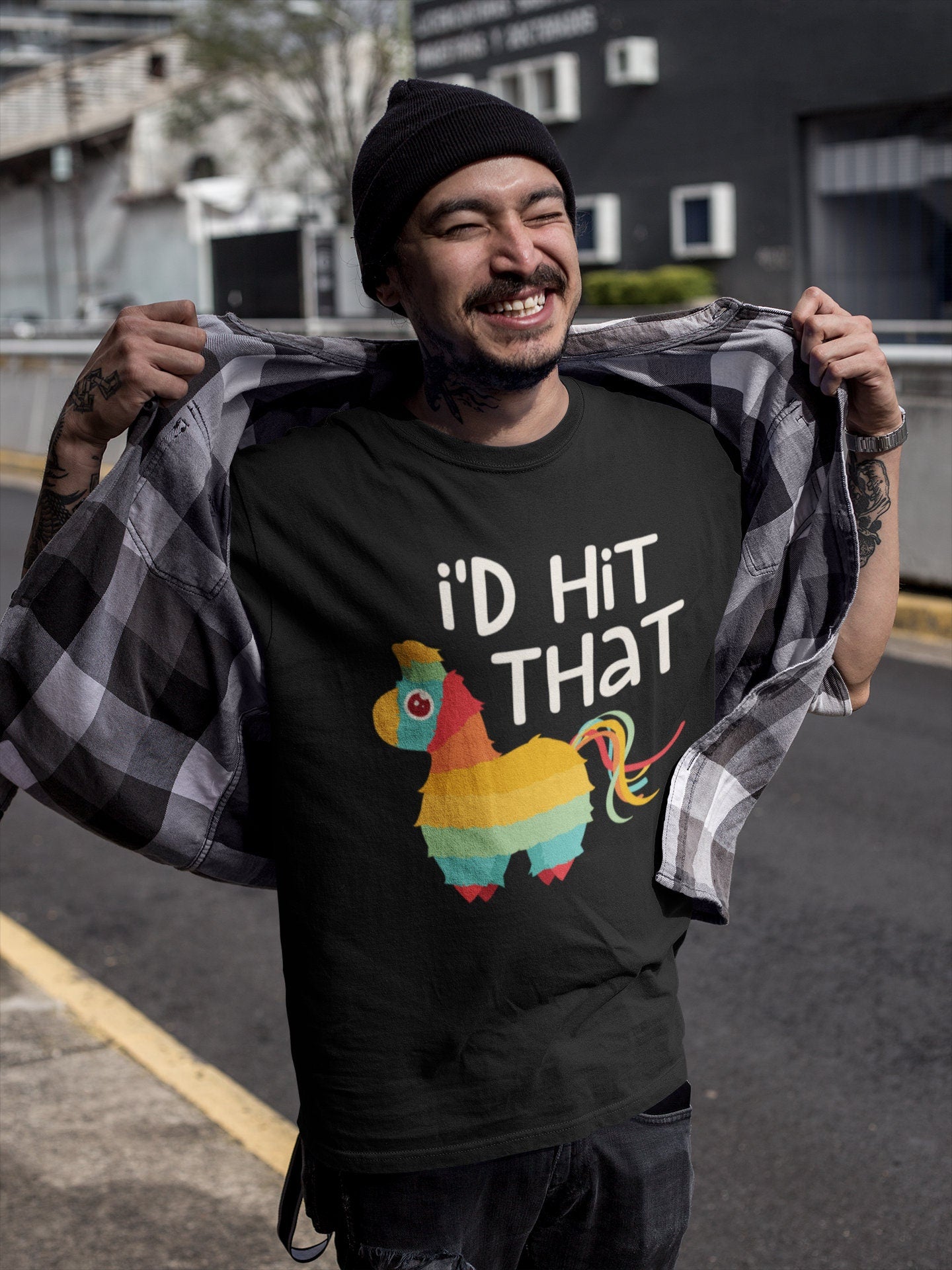 I'd Hit That Pinata T-Shirt - Unisex Mens Cinco De Mayo Id Hit That Pinata Tee Shirt - Pinata Gift TShirt on Mexican Fiesta Party 2025