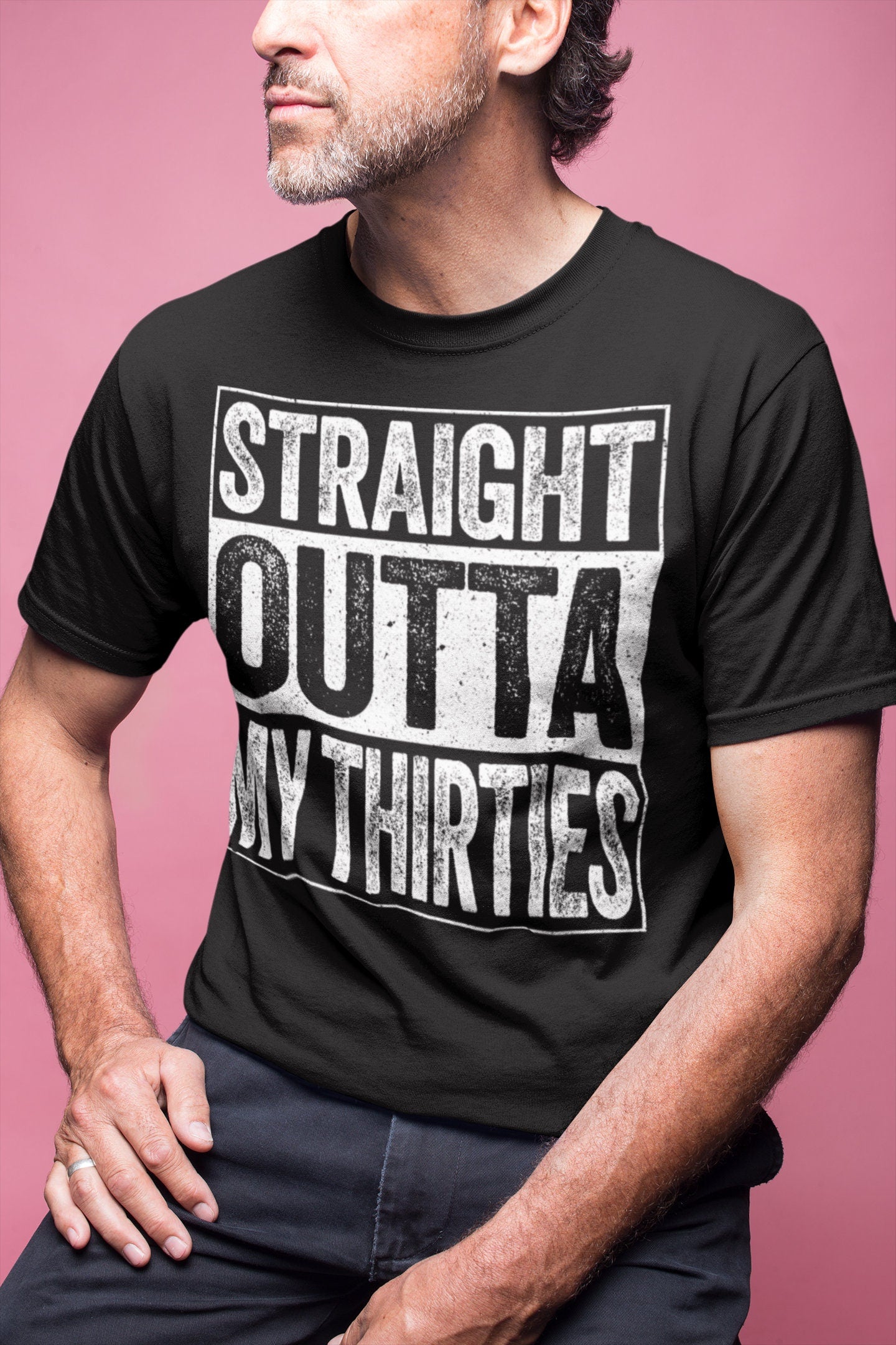 Straight Outta My Thirties T-Shirt - Unisex Funny 40 AF Mens 40th Birthday Shirt - Born in 1985 Gift Vintage TShirt