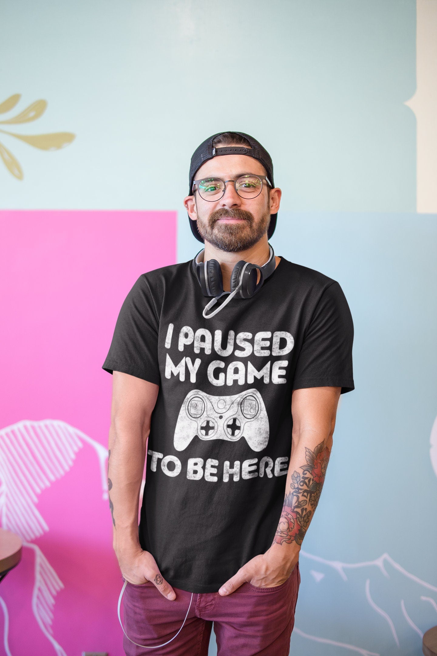 I Paused My Game To Be Here T-Shirt - Unisex Funny Birthday Video Game Controller Shirt - Gaming Gift TShirt for Nerd Geek Gamer