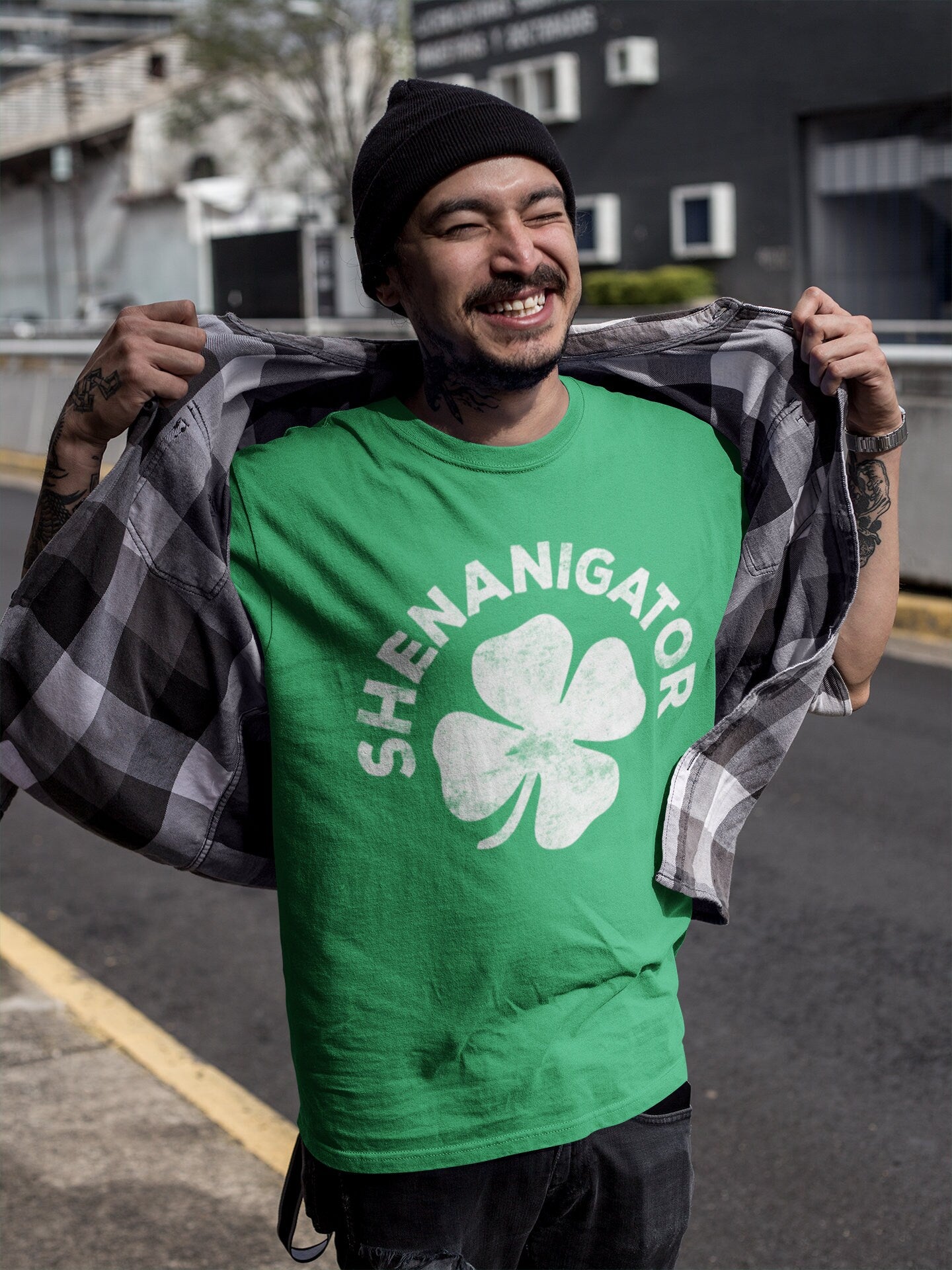 Shenanigator T-Shirt - Unisex Funny Mens Drinking Shirt - Vintage Craft Beer TShirt Gift for St Patrick's Day 2025