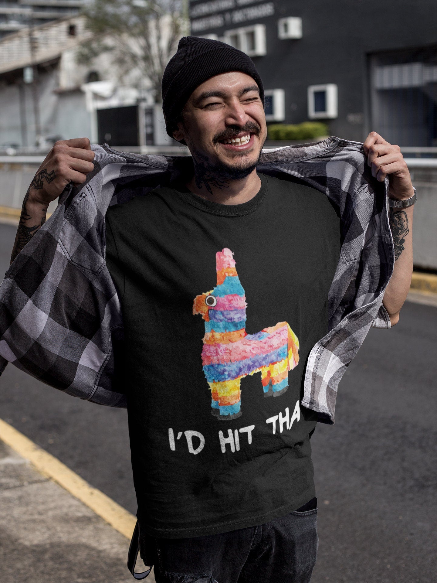 I'd Hit That Pinata T-Shirt - Unisex Mens Cinco De Mayo Id Hit That Pinata Tee Shirt - Pinata Gift TShirt on Mexican Fiesta Party