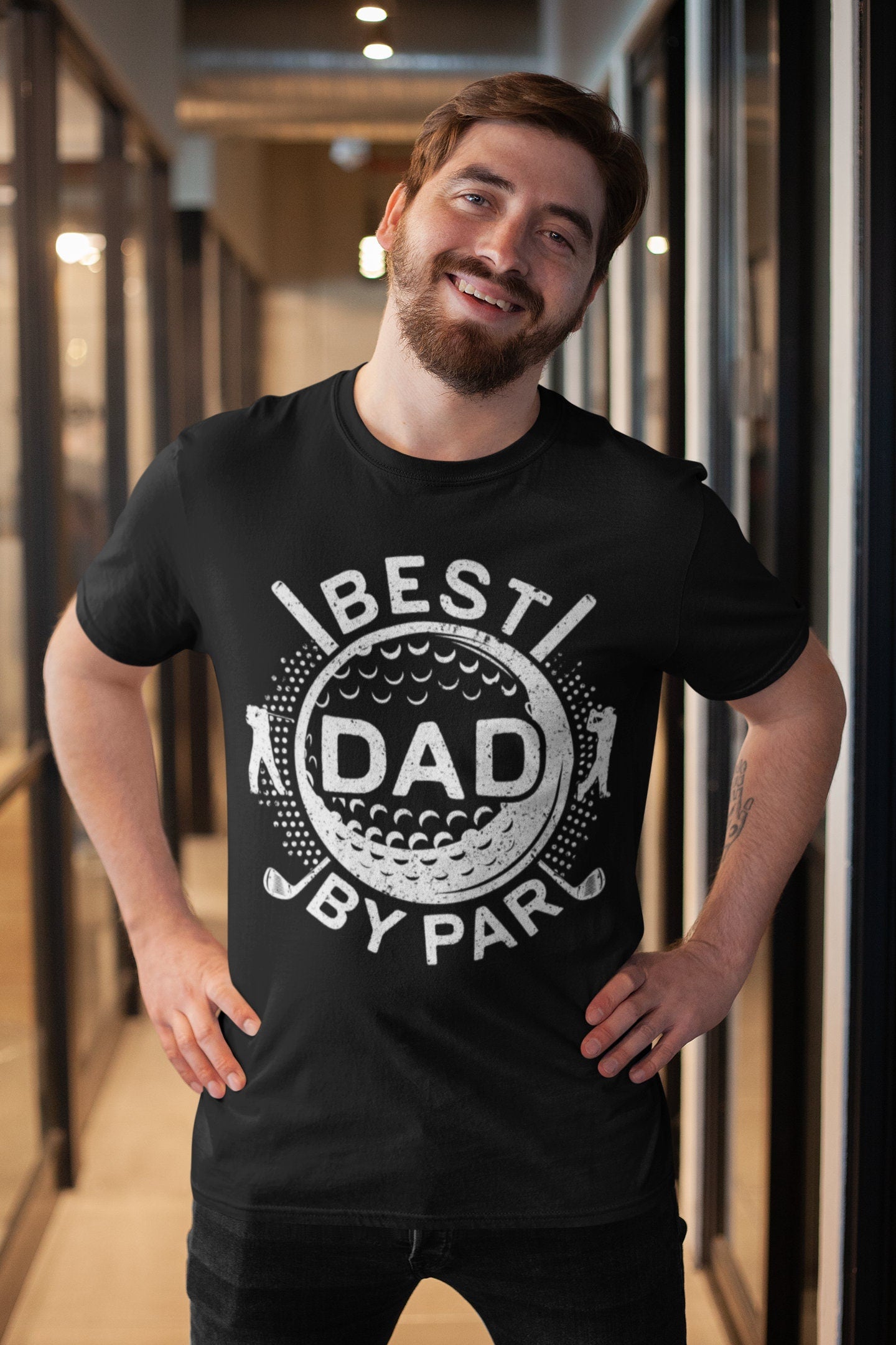 Best Dad By Par T-Shirt - Unisex Funny Mens Golfer Papa Daddy Shirt - Vintage Golf Dad TShirt Golfing Gift for Father's Day