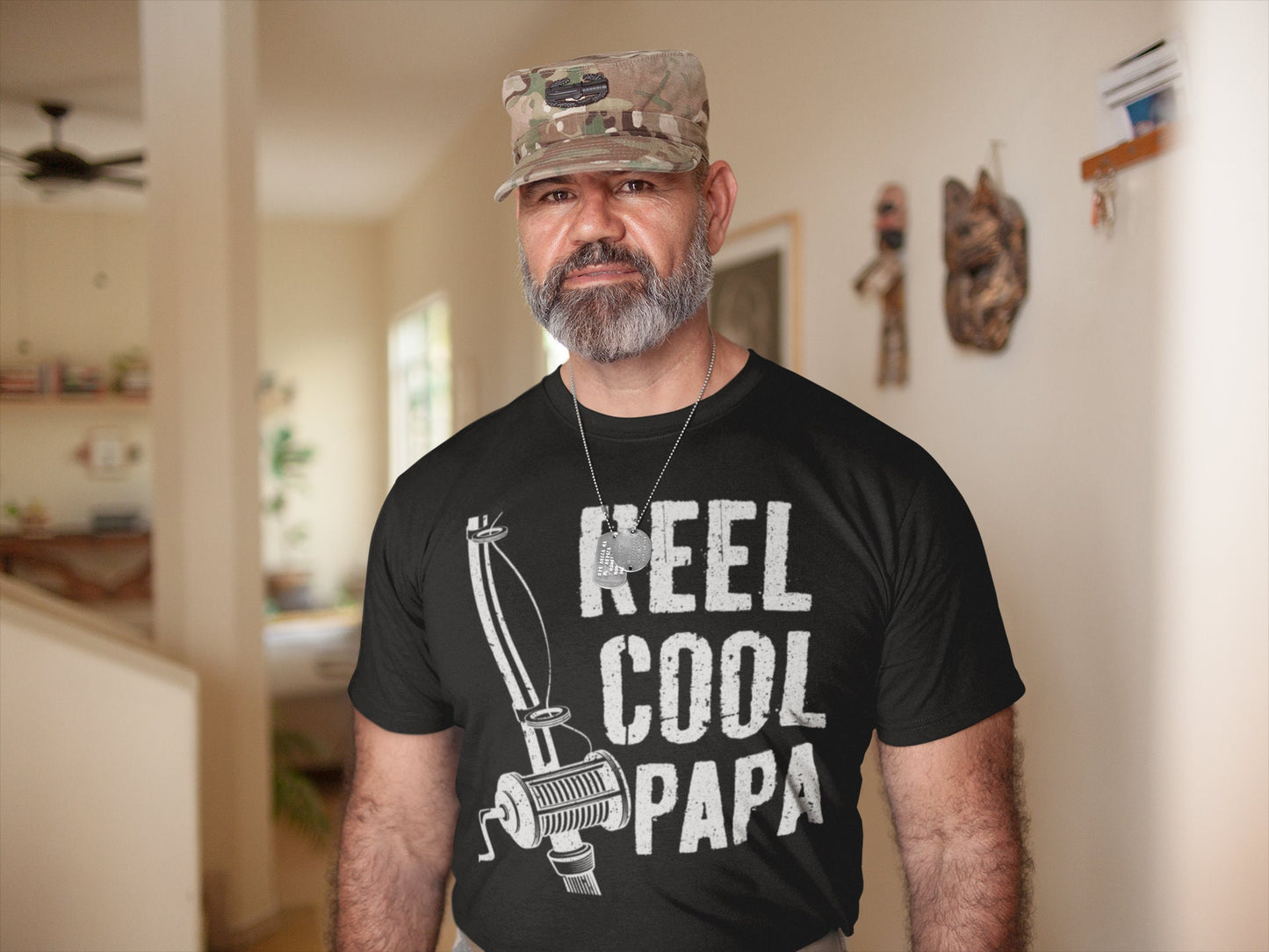 Reel Cool Papa T-Shirt - Unisex Funny Mens Dad Grandpa Fisherman Gift Shirt - Vintage Papa Fishing TShirt for Father's Day Christmas