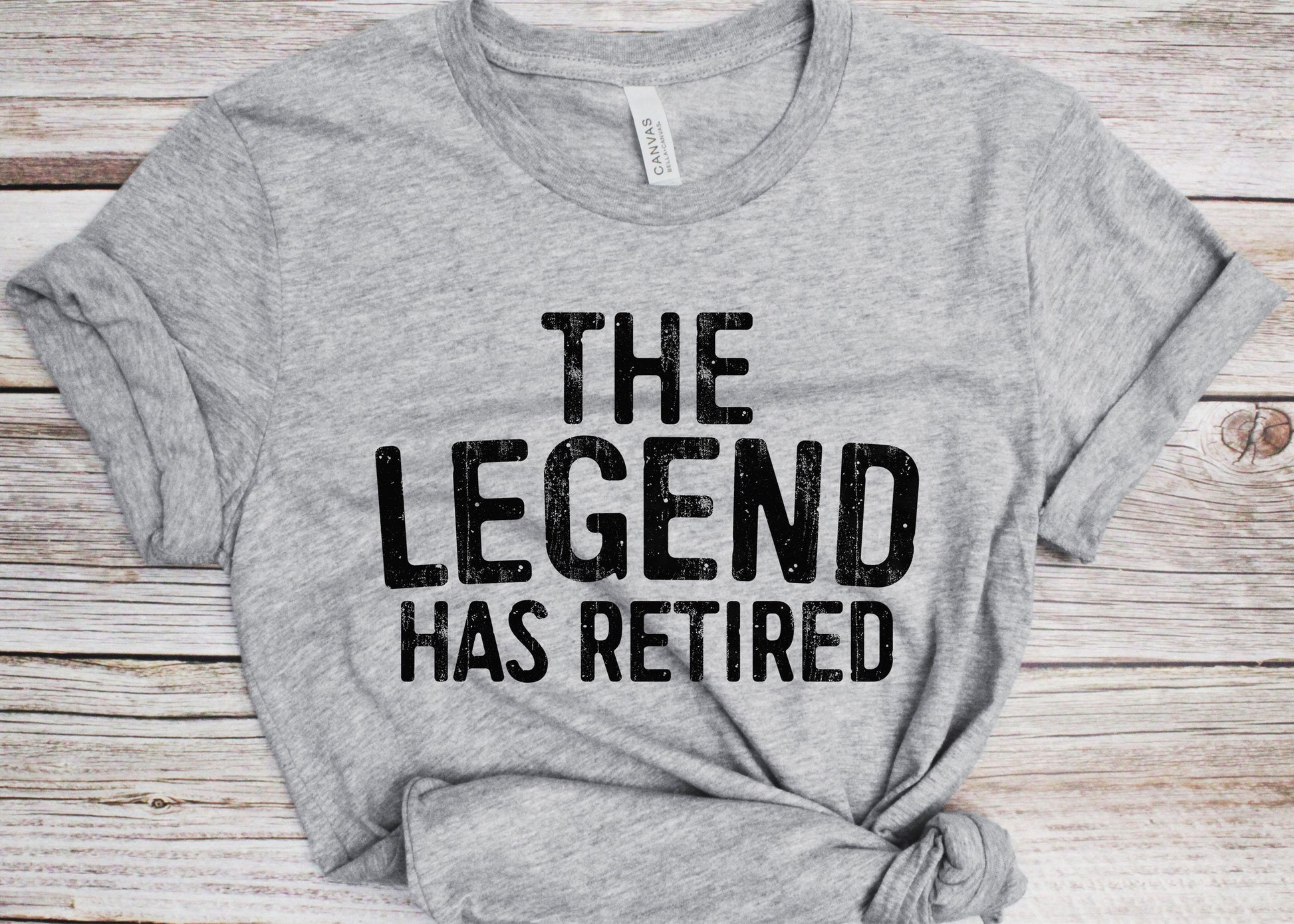 The Legend Has Retired T-Shirt - Unisex Mens Funny Retirement Shirt - Vintage Senior Man Gift Cool Retirement TShirt for BDay Christmas Day